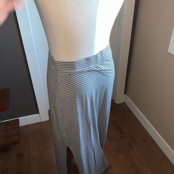 Medium maxi skirt - Picture 5 of 5
